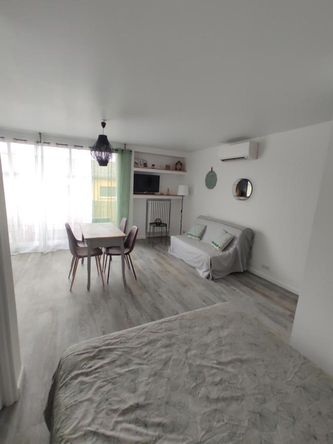 Appartement Climatise Avec Balcon,Wifi, Proche Remparts Авиньон Экстерьер фото
